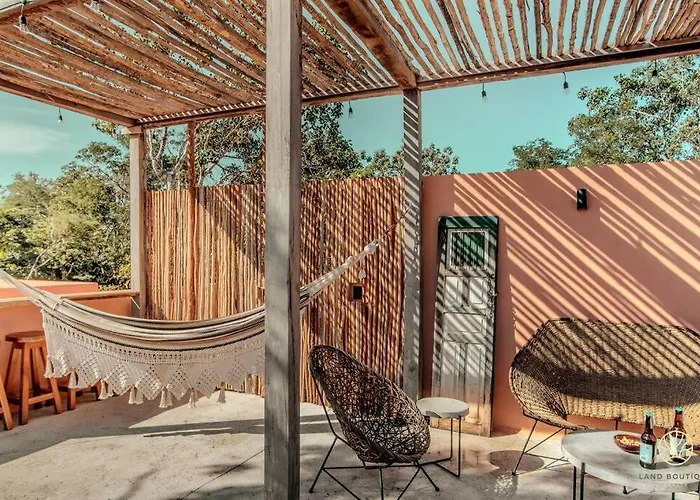 The Savia House - Rooftop & Gym